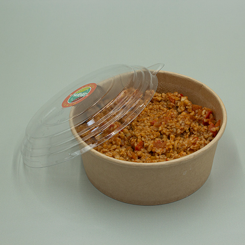 Burghul and tomatoes